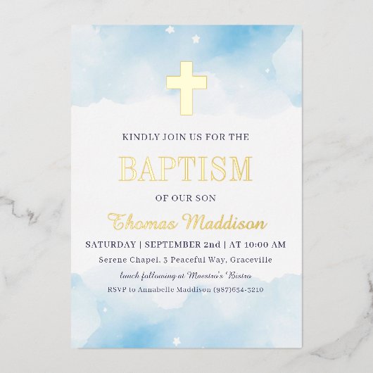 赤ちゃんブルーウォーターの色の雲金ゴールドクロスバプテスマ 箔招待状 (正面)