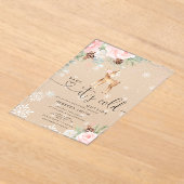 赤ちゃん外は寒いよ 赤ちゃん鹿 赤ちゃんシャワー アクリル招待状 (レイダウン)