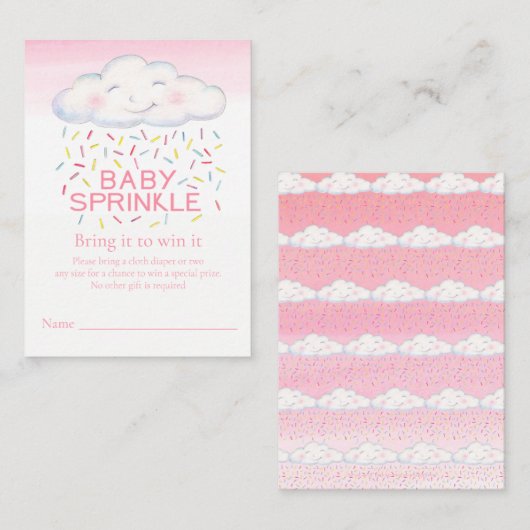 赤ちゃん女の子はホッと雲のおむつラッフルカードを振りかける エンクロージャーカード (正面/裏面)