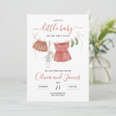 赤ちゃん服ベビーシャワー招待状、女の子ベビーシャワー 招待状 (スタンド正面)