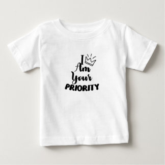 赤ちゃん王子+女王+優先順位 ベビーTシャツ