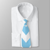 赤ちゃん青と白のジャイアントサイズシェブロンネックタイ ネクタイ (タイ)