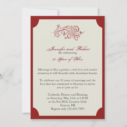 赤とアイボリーのフィルigreeスクロール アニバーサリー 招待状 (正面)