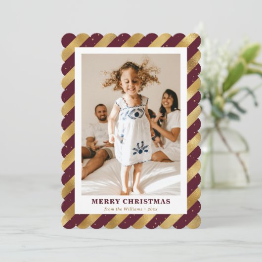 赤とエレガント金ゴールドの写真メリークリスマス シーズンカード (スタンド正面)