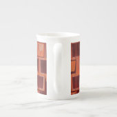 赤とオレンジの幾何学的 ボーンチャイナマグカップ (裏面)