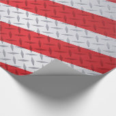 赤とスチールのクリスマスストライププレート ラッピングペーパー (角)