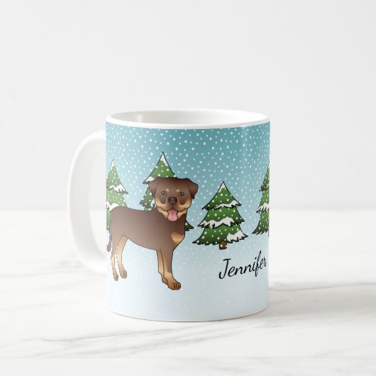 赤とタン色のロットワイラー犬の冬の森の中の情景 コーヒーマグカップ (正面左)
