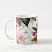 赤とパーソナライズされた緑のホリデーポインセチア コーヒーマグカップ (左)