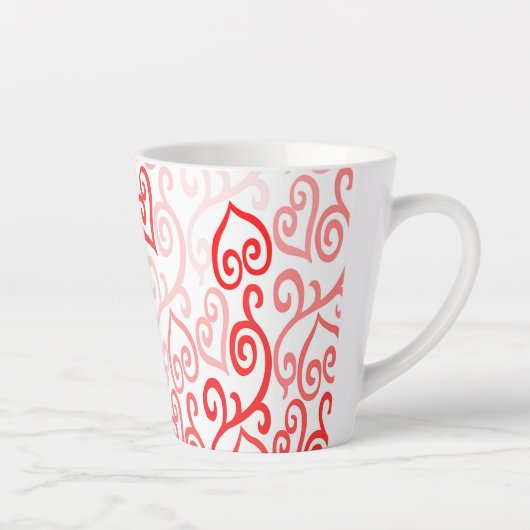 赤とピンクのハートパターン カフェラテマグ (右)