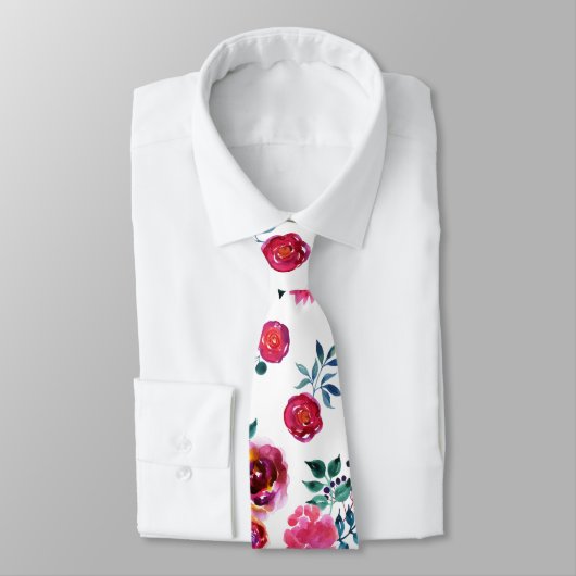 赤とピンクのバラの模様 ネクタイ (タイ)