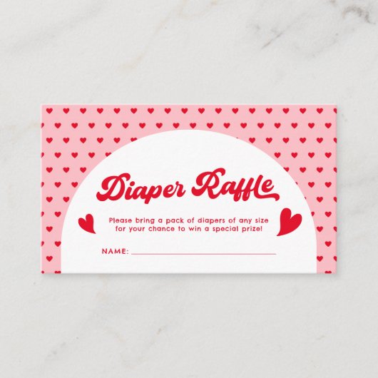 赤とピンクのバレンタインの赤ちゃんシャワーおむつラッフル エンクロージャーカード (正面)