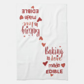 赤とピンクのベーキングがハートで食べられる  キッチンタオル (縦)