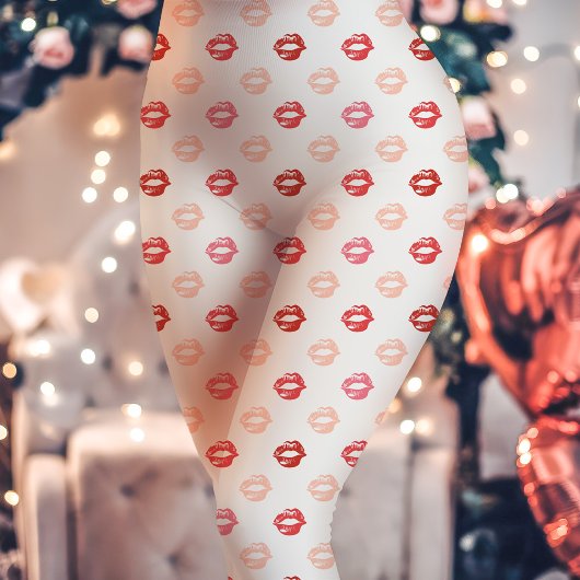 赤とピンクの口紅キスプリント レギンス