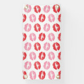 赤とピンクの唇、唇のパターン、口紅、キス 横断幕 (縦)