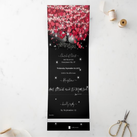 赤とピンクエレガントのハートリーフ結婚すべて 三つ折り招待状 (内部)