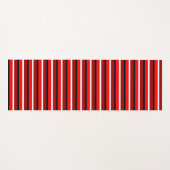 赤とマルーンレッドストライプデザイン ヨガマット (正面(横))