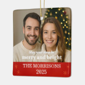 赤とモダン金ゴールドのスノーフレークの家族の写真 セラミックオーナメント (左)