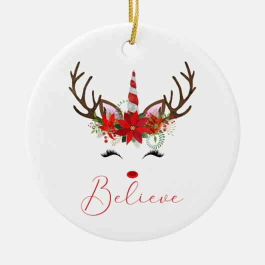 赤と信じ白のクリスマスのトナカイのユニコーン セラミックオーナメント (正面)