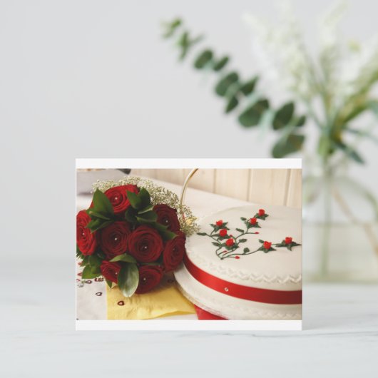 赤と白のウェディングケーキ ポストカード (スタンド正面)