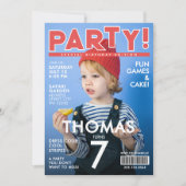 赤と白のクールな雑誌の表紙の子供の有名人の写真 招待状 (正面)