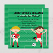 赤と白の対の男の子のサッカーv2の誕生会 招待状 (正面/裏面)