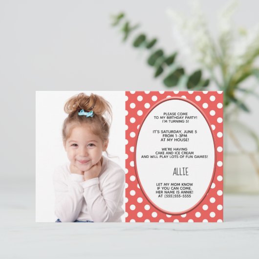 赤と白の水玉模様誕生日パーティフォト招待状 招待状 (スタンド正面)