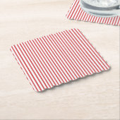 赤と白の細いストライプ ペーパーコースター (アングル)