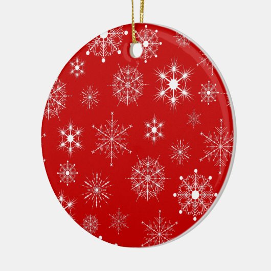 赤と白の組み合わせクリスマススノーフレークのパターン セラミックオーナメント (左)