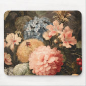 赤と白の花が咲くヴィンテージの花の静物画 マウスパッド (正面)