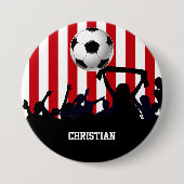 赤と白ストライプサッカーのファンとサッカー 缶バッジ (正面)