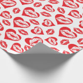 赤と白ハートとキス ラッピングペーパー (角)
