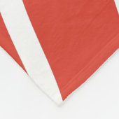 赤と白波ストライプの繰り返しパターン フリースブランケット (角)