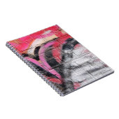 赤と白色彩の鮮やか壁 ノートブック (右側)