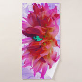 赤と素晴らし熱ピンクサボサボダリア バスタオル (バスタオル)