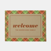 赤と緑のクリスマスプレッドウェルカムパーソナライズされた ドアマット (正面)