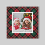 赤と緑のクリスマスプレドのカスタム写真 キャンバスプリント<br><div class="desc">赤、ハンター緑、黒時計スコットランドのタータンチェックの格子模様の背景で囲まれたフェスティバル広場の家族の写真の宇宙を備えたクリスマスの休日の壁のアートキャンバスカスタム。写真のヒント:アップロードする前に写真を四角い形に切り抜く。</div>