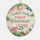 赤と緑のクリスマスホリデー婚約写真 セラミックオーナメント (左)