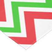 赤と緑のシェブロン模様クリスマス テーブルクロス (アングル)