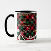 赤と緑の格子状のトナカイ素朴のクリスマスマグカップ マグカップ (左)