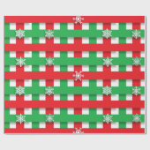 赤と緑の格子状の雪の市松模様にクリスマス ラッピングペーパー (フラット)