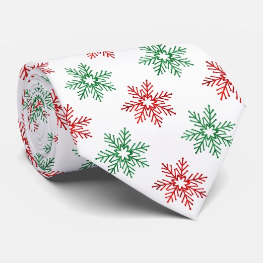 赤と緑の水色のスノーフレークのパターン ネクタイ (ロール)