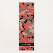 赤と茶色の迷彩自分の名前をパーソナライズ ヨガマット (正面)