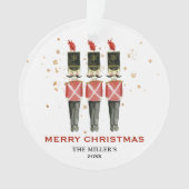 赤と金ゴールドのパーソナライズされたくるみ割り器メリークリスマス オーナメント (正面)