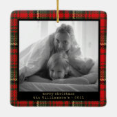 赤と金ゴールドの格子模様の家族写真クリスマス セラミックオーナメント (裏面)