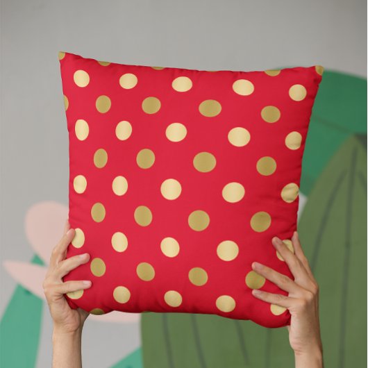 赤と金ゴールドの水玉模様のシームレスなパターン クッション