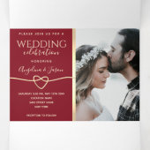 赤と金ゴールドの結婚写真の3倍招待状 三つ折り招待状 (内部中)