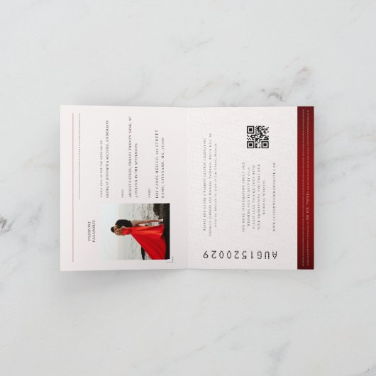 赤と金ゴールドパスポート旅行先結婚式 招待状 (内部)