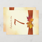 赤と金色の秋離れのテーブル番号カード ポストカード (正面/裏面)