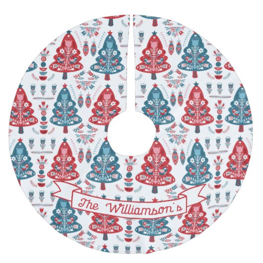 赤と青のスカンジナビアのクリスマスツリーパターン ブラッシュドポリエステルツリースカート (正面)