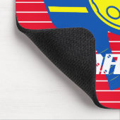 赤と青のピックボールをキャッチするモノグラムの目 マウスパッド (コーナー)